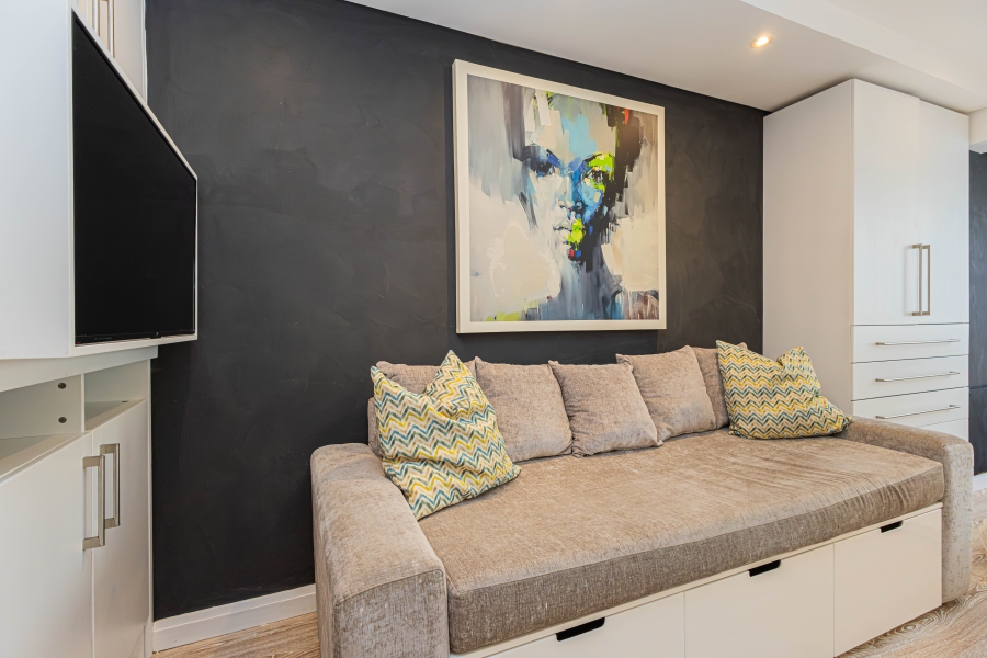 To Let 1 Bedroom Property for Rent in Mouille Point Western Cape